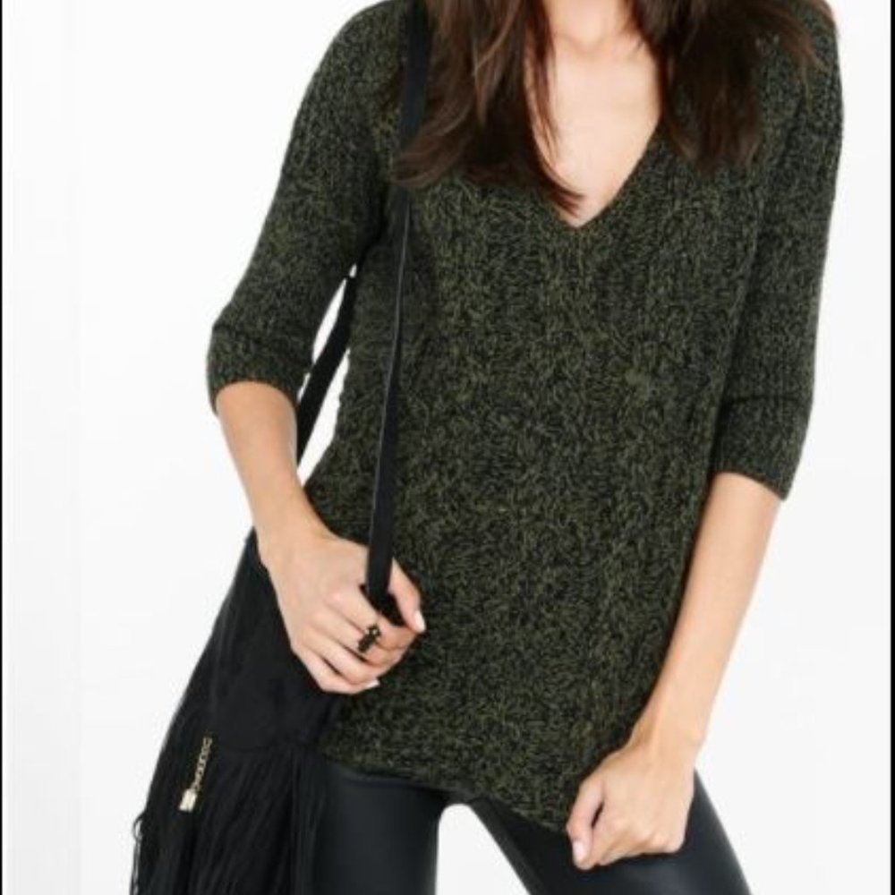 EXPRESS Dark Green Cable Sweater Size Medium